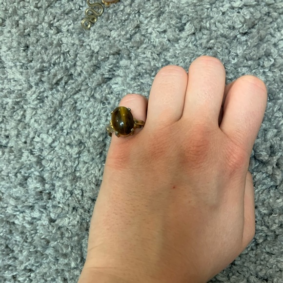 Assorted rings - Picture 5 of 8